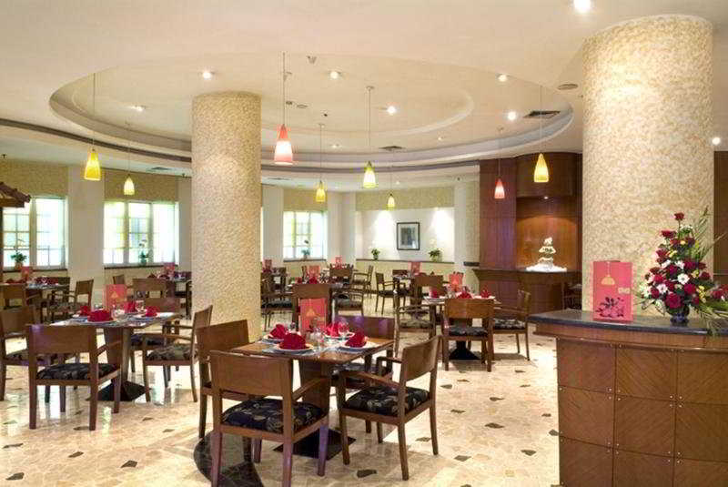 Arcadia Surabaya Hotel Exterior photo