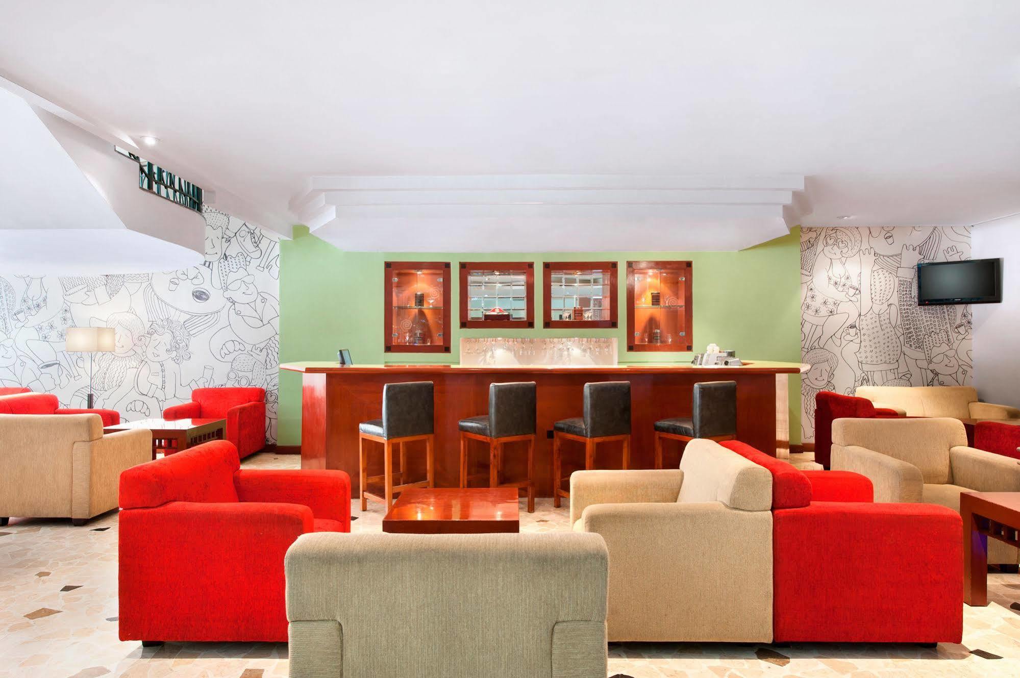 Arcadia Surabaya Hotel Exterior photo